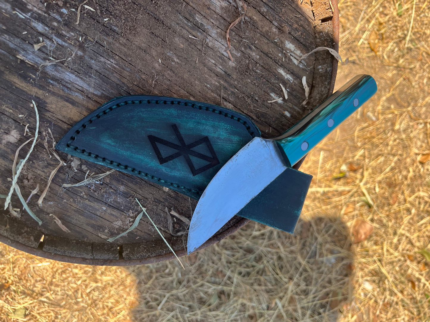 Custom Knife Sheaths